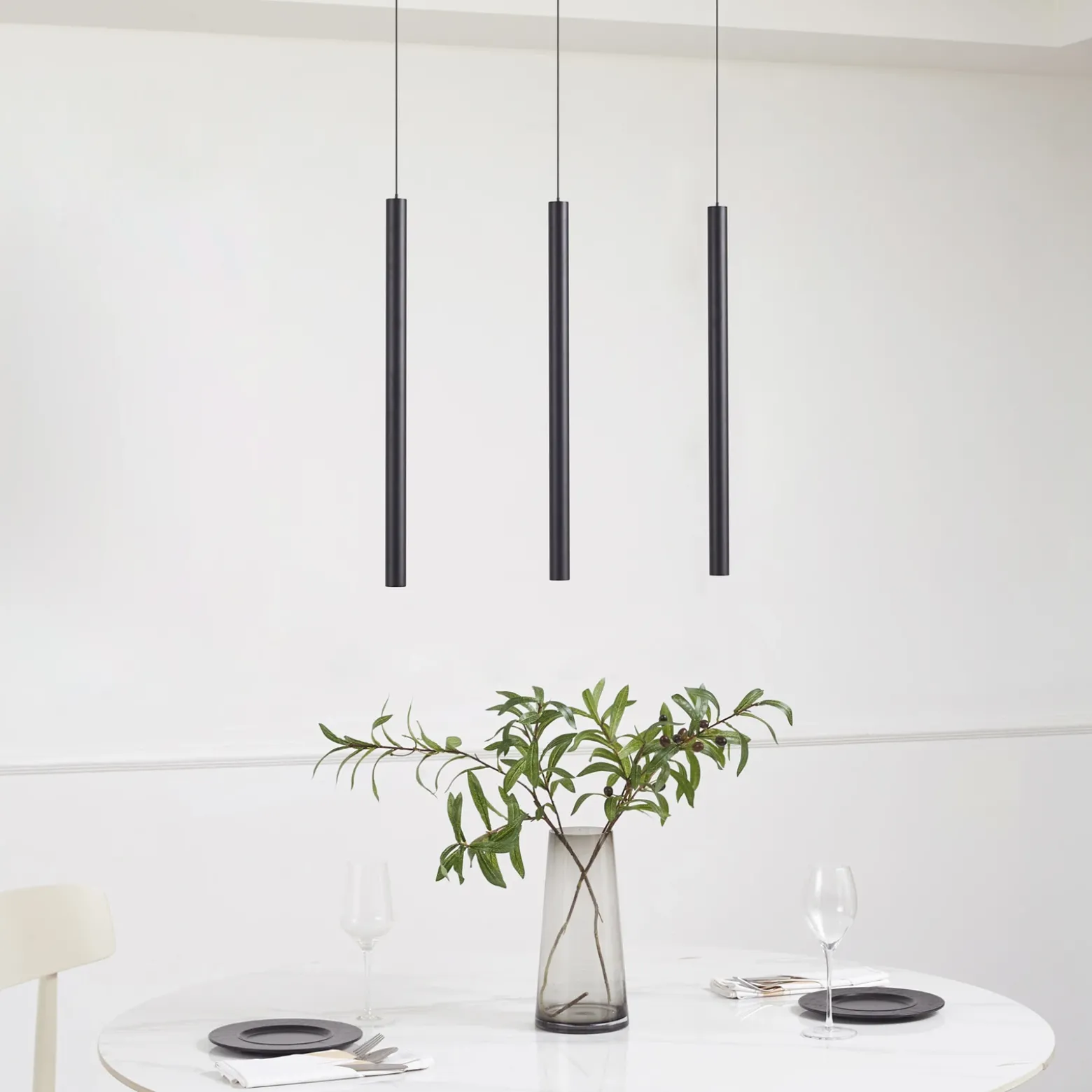 Sistema de riel 48 V Lumaro, pendular, bombilla tubular, 3 luces, negro