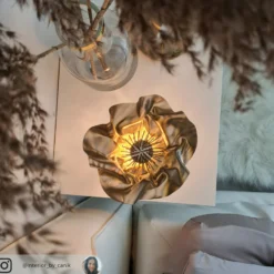 Slamp LaFleur Lámpara de mesa LED, batería recargable, terciopelo