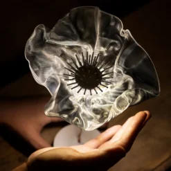 Slamp Lafleur lámpara de mesa LED, batería, prisma