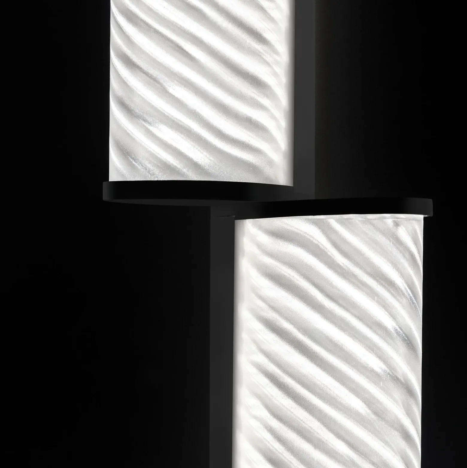 Slamp Lámpara de pie LED Modula twisted, plisada, negra