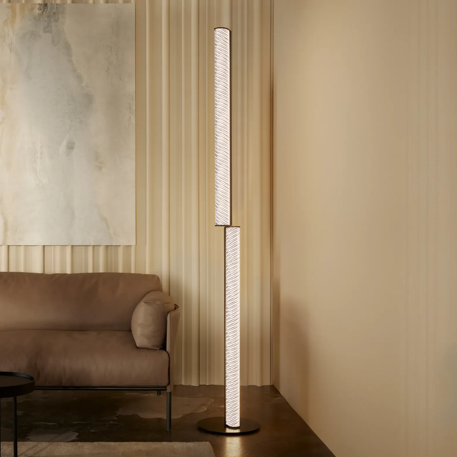 Slamp Lámpara de pie LED Modula twisted, plisada, negra