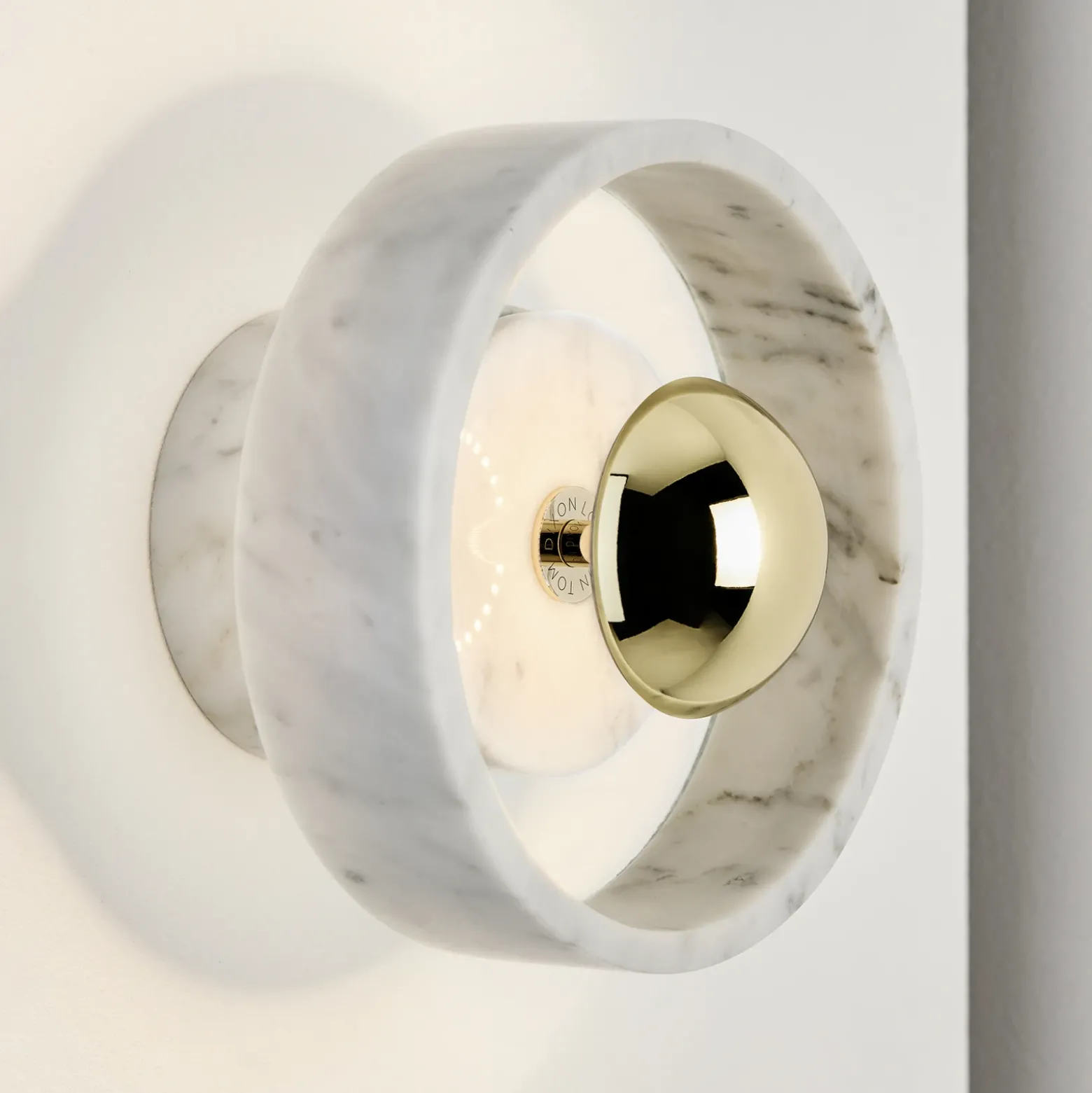 Tom Dixon Stone Wall Aplique de pared LED