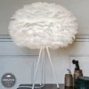 UMAGE Eos medium lámpara de mesa blanca
