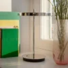 UMAGE lámpara de mesa LED recargable Asteria Move, acero pulido, 31 cm